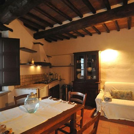 Апартаменты La Casa Nel Castello Di Gaiche Piegaro  Экстерьер фото